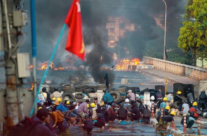 Myanmar’da zorunlu askerlik yasası: “Onbinlerce erkek ortadan kayboldu”