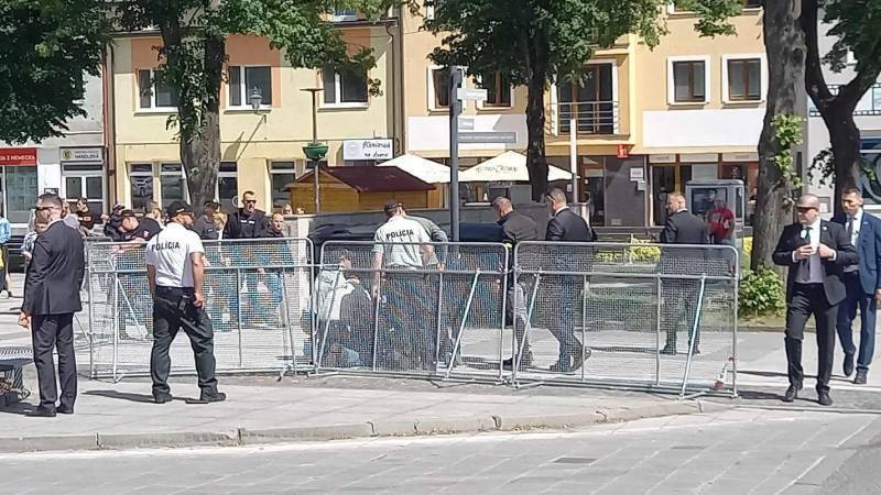 Suikast girişimine uğrayan Başbakan Fico muhalefeti suçladı, saldırganı affetti