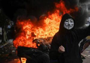 Arjantin’de reform protestolarında çatışma