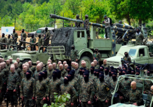 Binlerce İran destekli savaşçı İsrail’e karşı Hizbullah’a katılmak için gönüllü oldu
