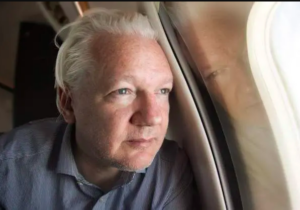 ABD’yle anlaşan ve serbest bırakılan WikiLeaks’in kurucusu Julian Assange ülkesi Avustralya’ya döndü