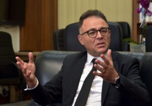 Özerdağ seçim takvimini açıkladı: “Yerel seçimler Aralık 2026, milletvekilliği seçimleri Ocak 2027”