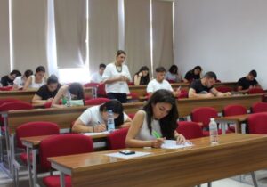 DAÜ Giriş ve Burs Sınavı rekor başvuru ile gerçekleştirildi