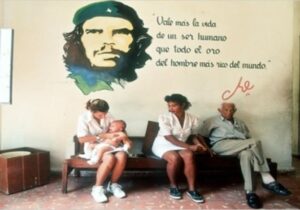 Küba ücretli doğum iznini 15 aya çıkardı