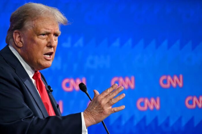 Trump’tan Biden’a “kuralsız” münazara teklifi