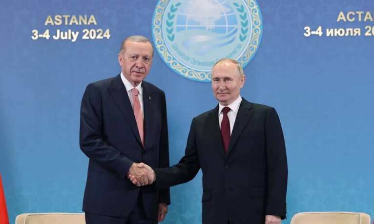 Astana’da Putin ile görüşen Erdoğan’dan Suriye konusunda çözüm için iş birliği mesajı