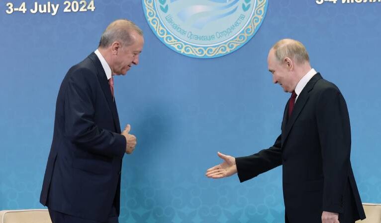 Kremlin Sözcüsü: “Erdoğan, Ukrayna görüşmelerinde olası bir arabulucu değil”