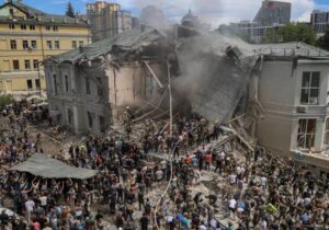 Ukrayna, Kiev’deki hastane saldırısının Uluslararası Ceza Mahkemesi tarafından kovuşturulmasını istiyor