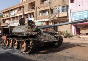Sudan’da kadınlar yemek bulmak için askerlerle seks yapmaya zorlanıyor