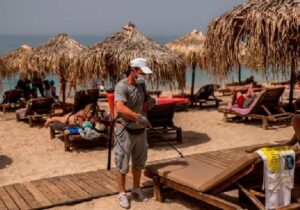 Yunanistan’daki turistlere yeni Covid varyantı uyarısı
