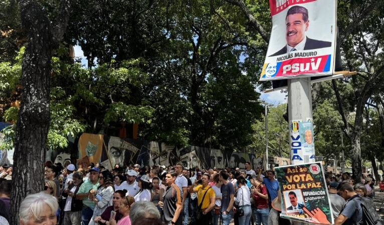 Venezuela Ulusal Seçim Konseyi, devlet başkanı seçimini Nicolas Maduro’nun kazandığını duyurdu