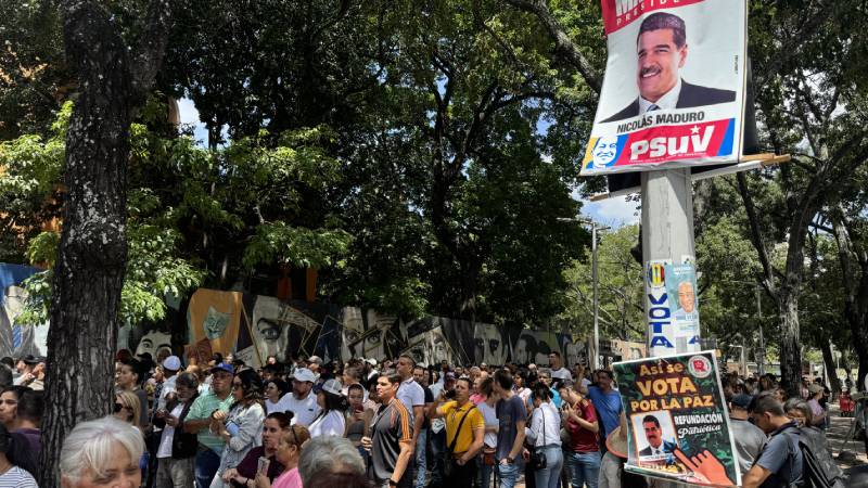 Venezuela Ulusal Seçim Konseyi, devlet başkanı seçimini Nicolas Maduro’nun kazandığını duyurdu