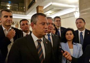 Özgür Özel’den ötanazi tartışmalarına neden olan sokak hayvanları yasasına: “Kanunu AYM’ye götüreceğiz, o örtülü talimata uymayacağız!”