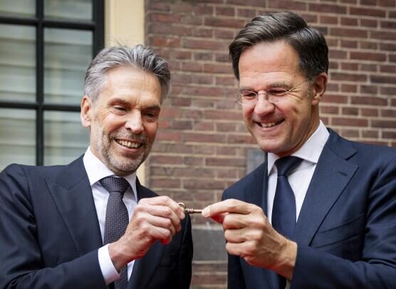 Eski istihbarat başkanı Schoof, Hollanda’nın yeni başbakanı