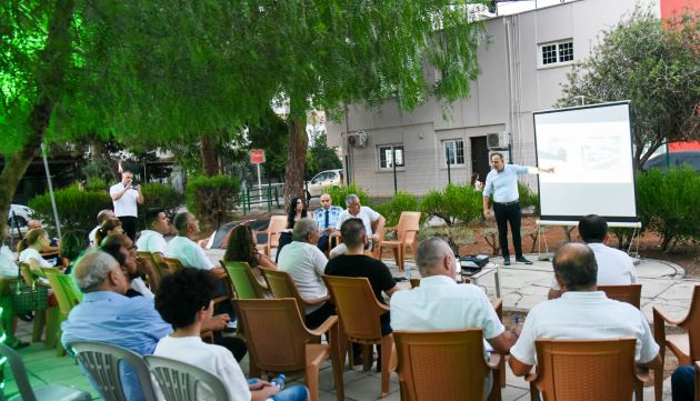 Harmancı, kanalizasyon çalışmalarına ilişkin bölge sakinleri ve esnafını bilgilendirdi