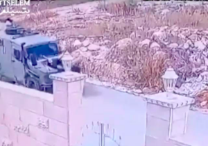 İki Filistinli daha yaralı halde İsrail askeri aracına bağlandıklarını anlattı