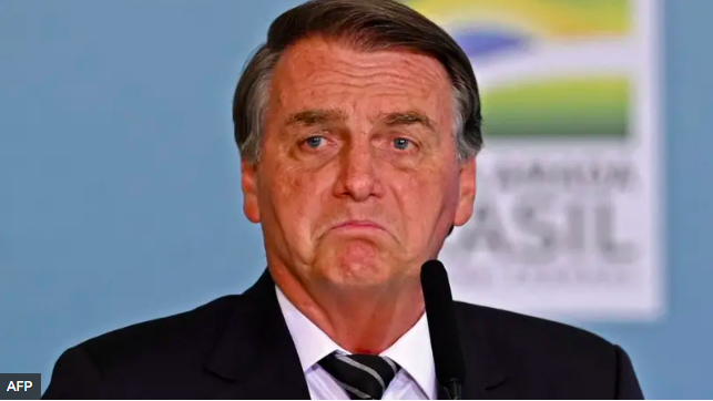 Brezilya’da “mücevhergate” skandalı; Bolsonaro bağlantılı suç şebekesi yabancı liderlerden gelen 1,2 milyon dolar değerindeki hediyeleri satmış