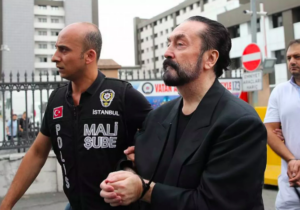 Türkiye I Adnan Oktar örgütü davasında verilen cezalar onandı: 8.658 yıl hapis