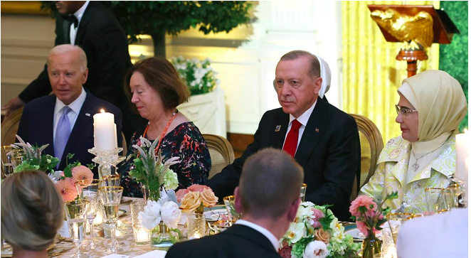 Erdoğan, ABD Başkanı Biden’ın verdiği resmi yemeğe katıldı