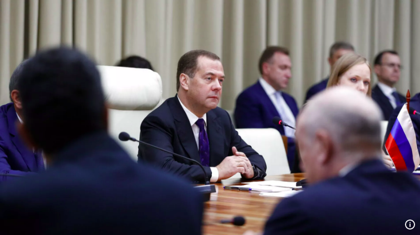 Rusya eski Devlet Başkanı Medvedev: “Ukrayna’nın NATO’ya katılması savaş anlamına gelir”