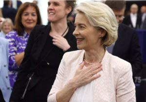 İsrail taraftarlığı nedeniyle eleştirilerin odağında olan Von der Leyen ikinci kez Avrupa Komisyonu başkanlığına seçildi