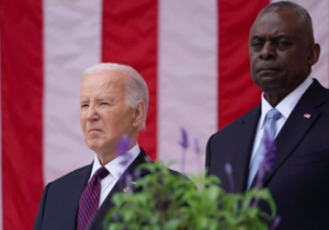 ABD Başkanı Biden, Savunma Bakanı Austin’in adını unuttu: “Siyahi adam”