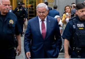 Menendez rüşvet ve yolsuzluktan suçlu bulundu