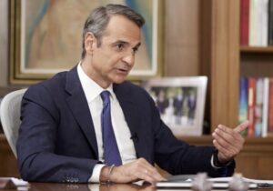 Mitsotakis görüşmelerin yeniden başlaması konusunda ihtiyatlı iyimser