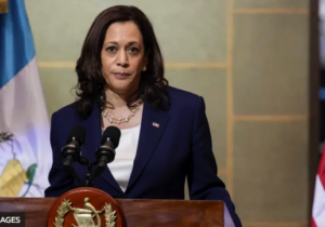 Kamala Harris: “ABD halkı seçimde bir savcı ve hüküm giymiş bir suçlu arasında tercih yapacak”