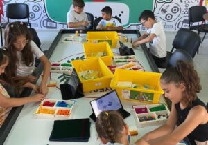 Gönyeli SAM’da robotik kodlama eğitimleri ilgi görüyor