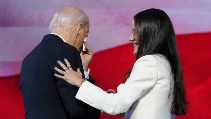 ABD Başkanı Biden, gözyaşları içinde Demokratlar’a veda etti