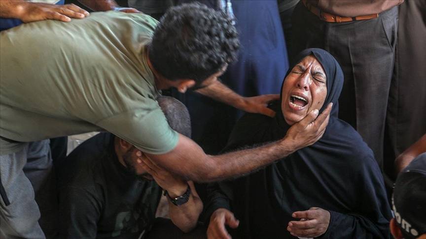 İsrail ordusunun Gazze Şeridi’ne düzenlediği saldırılarda son 10 günde 400 Filistinli hayatını kaybetti