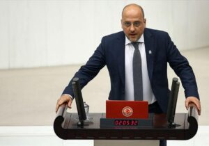 TİP Milletvekili Ahmet Şık: “Muhalefet partileri olarak Meclis’i terk edelim, AKP-MHP baş başa kalsın”