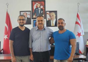 Beleşe Deniz Plajlar Halkındır Hareketi, Mağusa Belediye Başkanı Uluçay’ı ziyaret etti