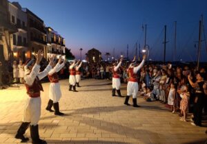 Leymosunlular Girne Antik Liman’da bir araya geldi
