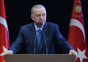 Erdoğan’dan ‘aynı geminin yolcularıyız’ çıkışı: “Toplumun sinir uçlarıyla oynanıyor”