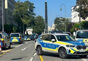 İsrail’in Münih Başkonsolosluğu yakınlarında polis, uzun namlulu silah taşıyan bir kişiyle çatıştı; şüpheli öldürüldü
