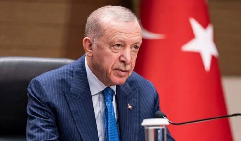 Erdoğan’dan Lübnan’daki saldırılarla ilgili açıklama: “İsrail terör örgütü gibi saldırılar düzenliyor, bölge büyük bir krizle karşı karşıya”