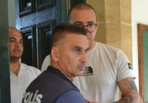 Eski kız arkadaşına ait fotoğrafları yayınlayan zanlıya 2 yıl 6 ay hapis cezası