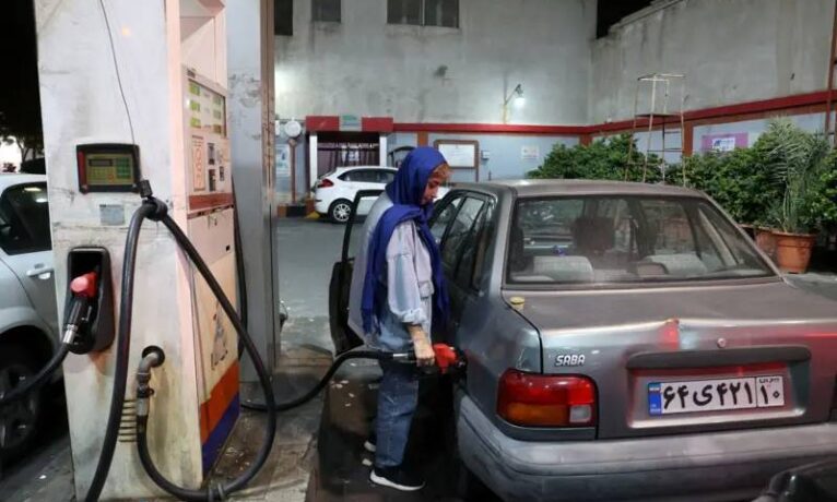 Petrol fiyatları, İran’ın İsrail’e saldırısıyla yükseldi