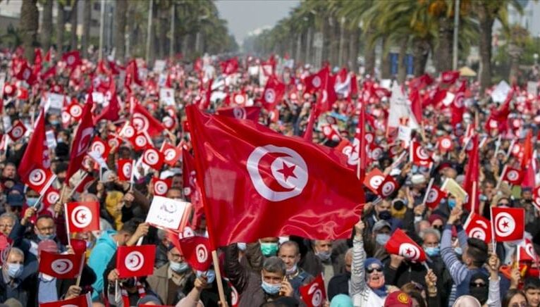 Tunus’ta sandıklar boş kaldı; seçimine katılım oranı yüzde 30’un altında