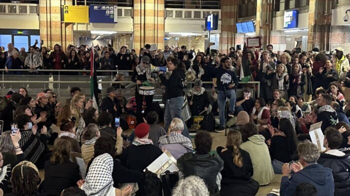 Amsterdam’da halk Filistin için sokaklarda: “Bu soykırım artık bitmeli!”