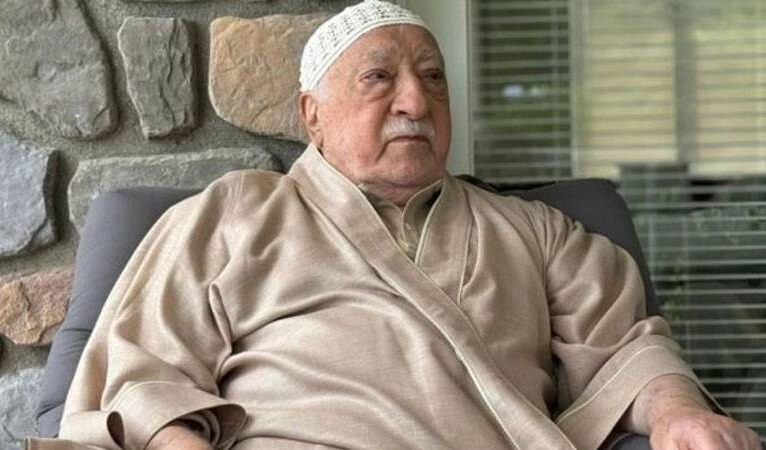 Fethullah Gülen öldü