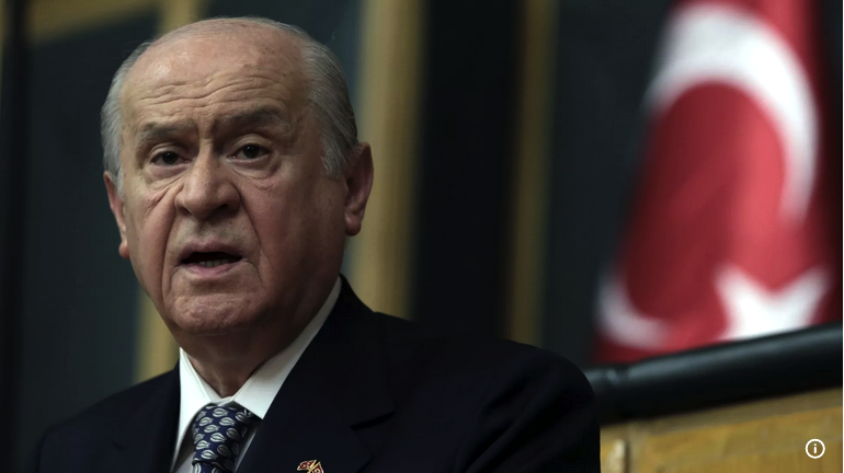 Bahçeli: “Kürtleri sevmeyen Türk, Türk değildir; Türkleri sevmeyen Kürt, Kürt değildir”