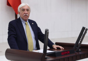 Cengiz Çandar: “Bir şey pişiyor ama ‘çözüm süreci’ demek için çok erken”