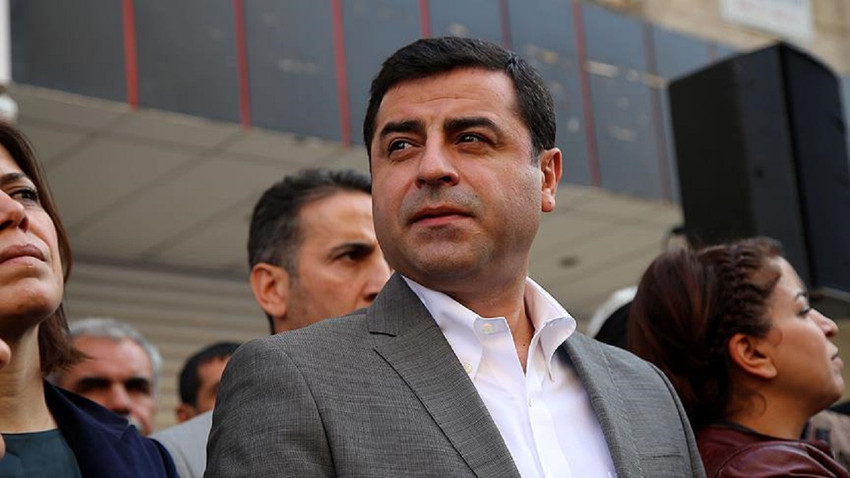 Demirtaş da sürece dahil oldu: “Barış isteyenlerin sesinin bu defa bastırılmasına asla izin vermeyeceğiz”