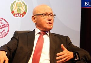 Talat’tan çarpıcı tespit: “Türkiye, Kıbrıslılar bize sırt çevirebilir diye düşünüyor”