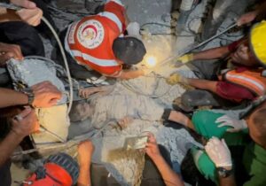 İsrail’in Gazze’ye yönelik saldırılarında 50’si çocuk 84 kişi öldü