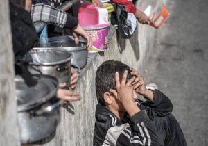 Filistin, İsrail’in Gazze’deki katliamları nedeniyle Arap Birliğini “acil toplantıya” çağırdı