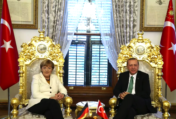 Merkel anı kitabında Erdoğan’a da yer verdi: “Ona yardım etmekle suçlandım”